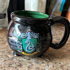 Harry Potter Slytherin cauldron mug